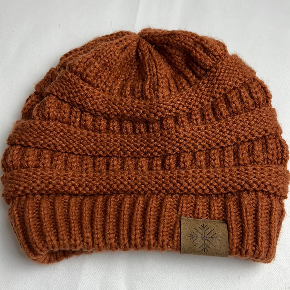 🍁Angela & William Beanie Chunky Knit Burnt Orange Fall Color Soft!  Excellent